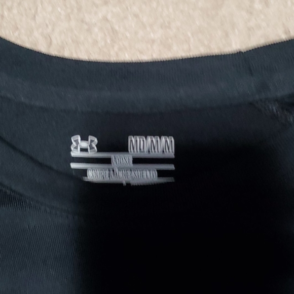 Black Under Armour Tee - Picture 2 of 2